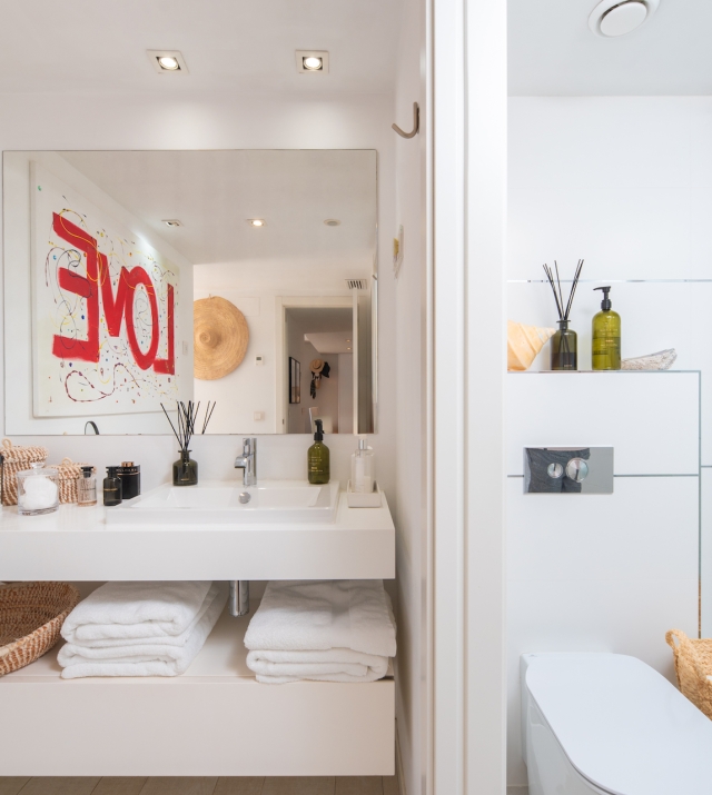 Resa Estates apartment for sale in Ibiza marina botafoch modern bedroom and shower.jpg